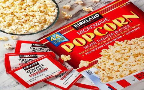 Whats the total for skinnypop butter microwave popcorn calories per bag? Understand the number easily.