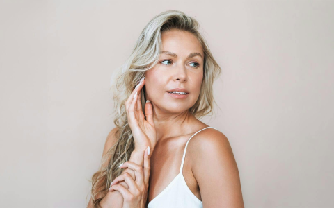 Liquid Facelift: Get great results! This amazing treatment gives a quick and youthful appearance.