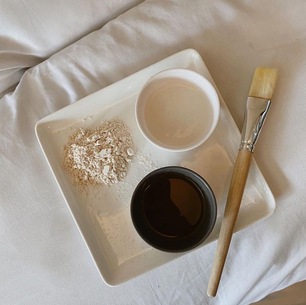 Easy DIY skincare: Uncovering the benefits of honey and coffee face mask for you.