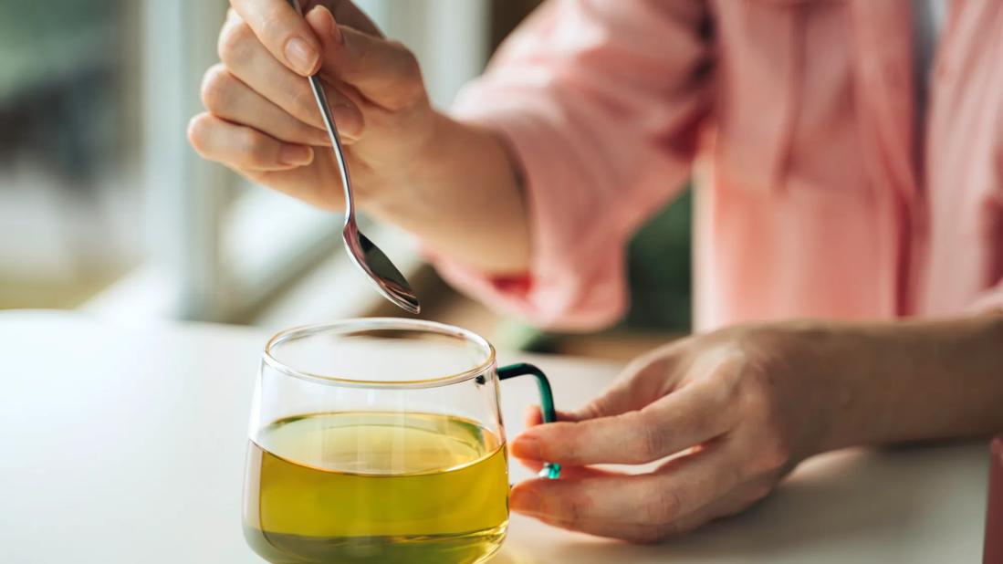 When should you drink your digestive tea? Find the 2 best times for optimal stomach relief daily.