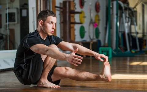 How to start your squat strength program today? (Follow these simple steps for quick gains now!)