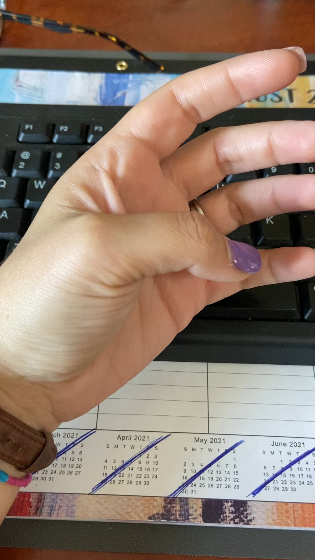 How to Stop Thumb from Twitching: 5 Shocking Mistakes You Didn’t Know You Made