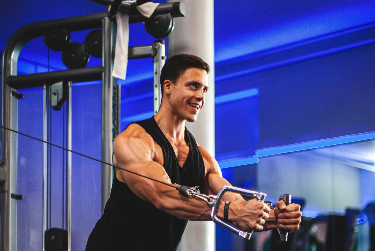 How can a functional training program pdf make you stronger? Build real life strength with these exercises.