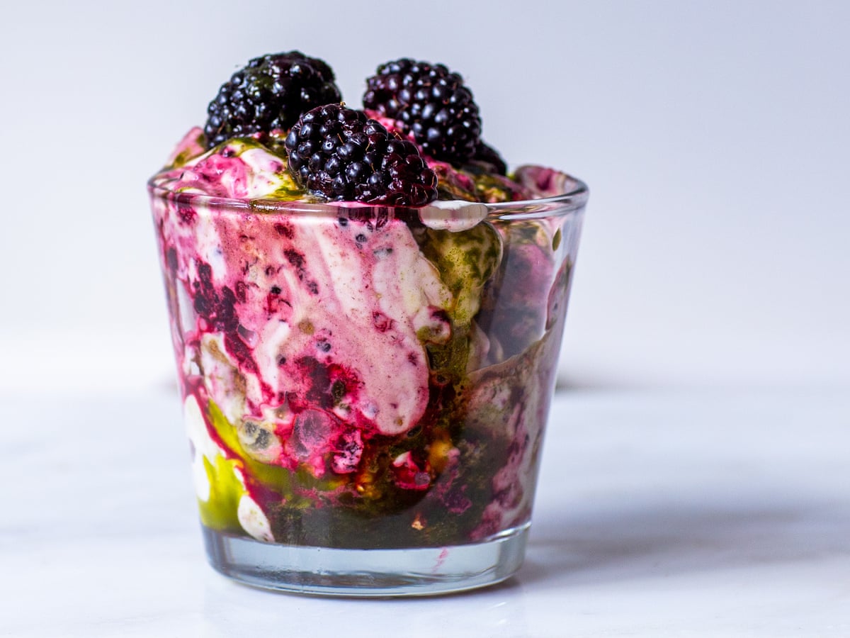 Best Uses for Blackberry Fruit Leaves: Recipes & Remedies