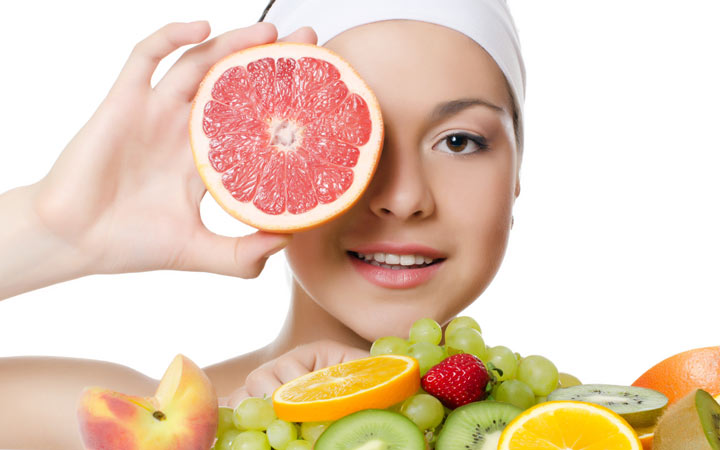 How to make your fruity facial super effective? Learn top tips for radiant results!