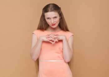 How to live when my wife is a covert narcissist? Tips to make your life easier.