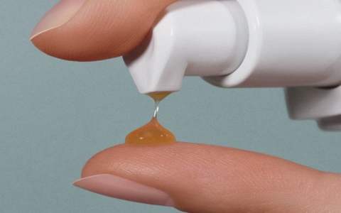 Using it on your face? Is avocado oil non comedogenic and how should you apply it?