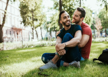 Want better sex with essential oils for intercourse? Follow these simple steps for great results.