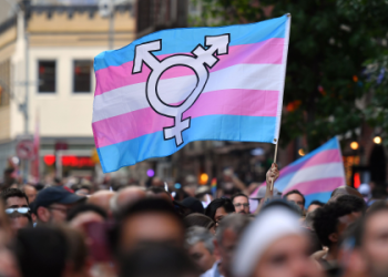 Assume sex: a bad social habit? Discover how to show true respect for everyone!