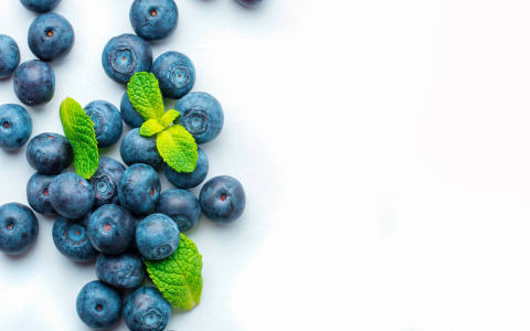 Are vegan hair skin and nails vitamins really effective? Many people see great results for beauty.